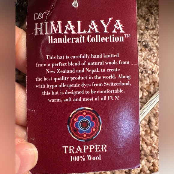 🌟HP🌟Himalayan Trapper Hat 100% Red & Greige Wool Handcraft Collection D&Y Nepal - Picture 8 of 8